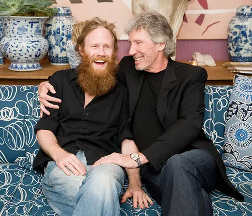 El hijo de Roger Waters se presenta con su banda de jazz en Argentina.